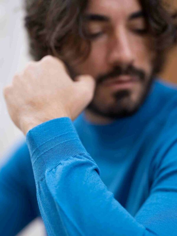 THE MOCKNECK - Image 4