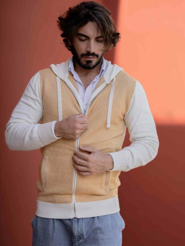 IL GIUBBINO ZIP - immagine 2