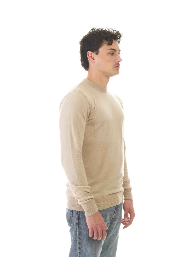 ROUND NECK LONG SLEEVE - Image 4